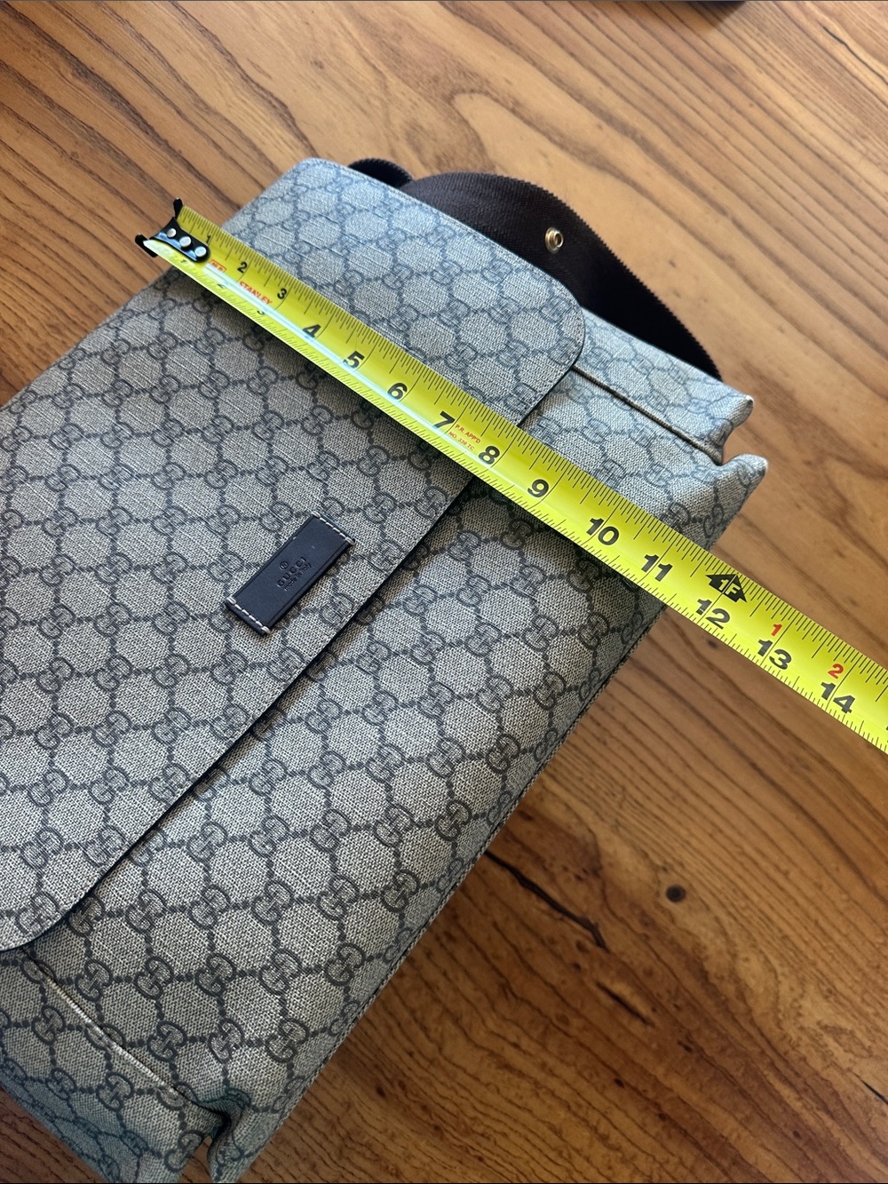 Gucci Beige Monogram diaper Bag - Picture 10 of 10